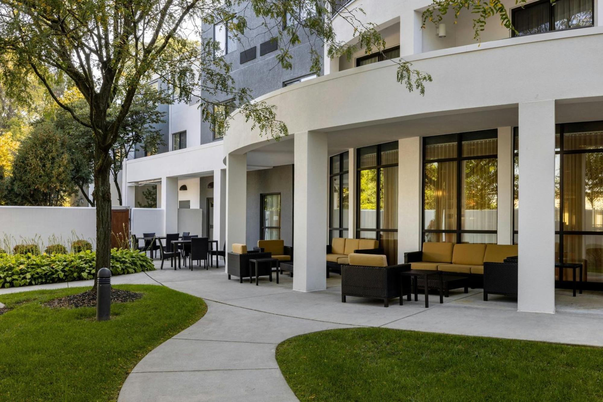 Courtyard By Marriott Harrisburg West/Mechanicsburg Esterno foto